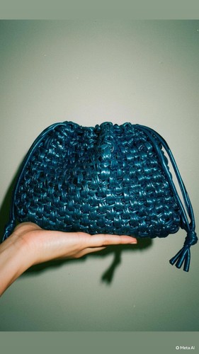 Borsa pouch uncinetto blu - pouch,